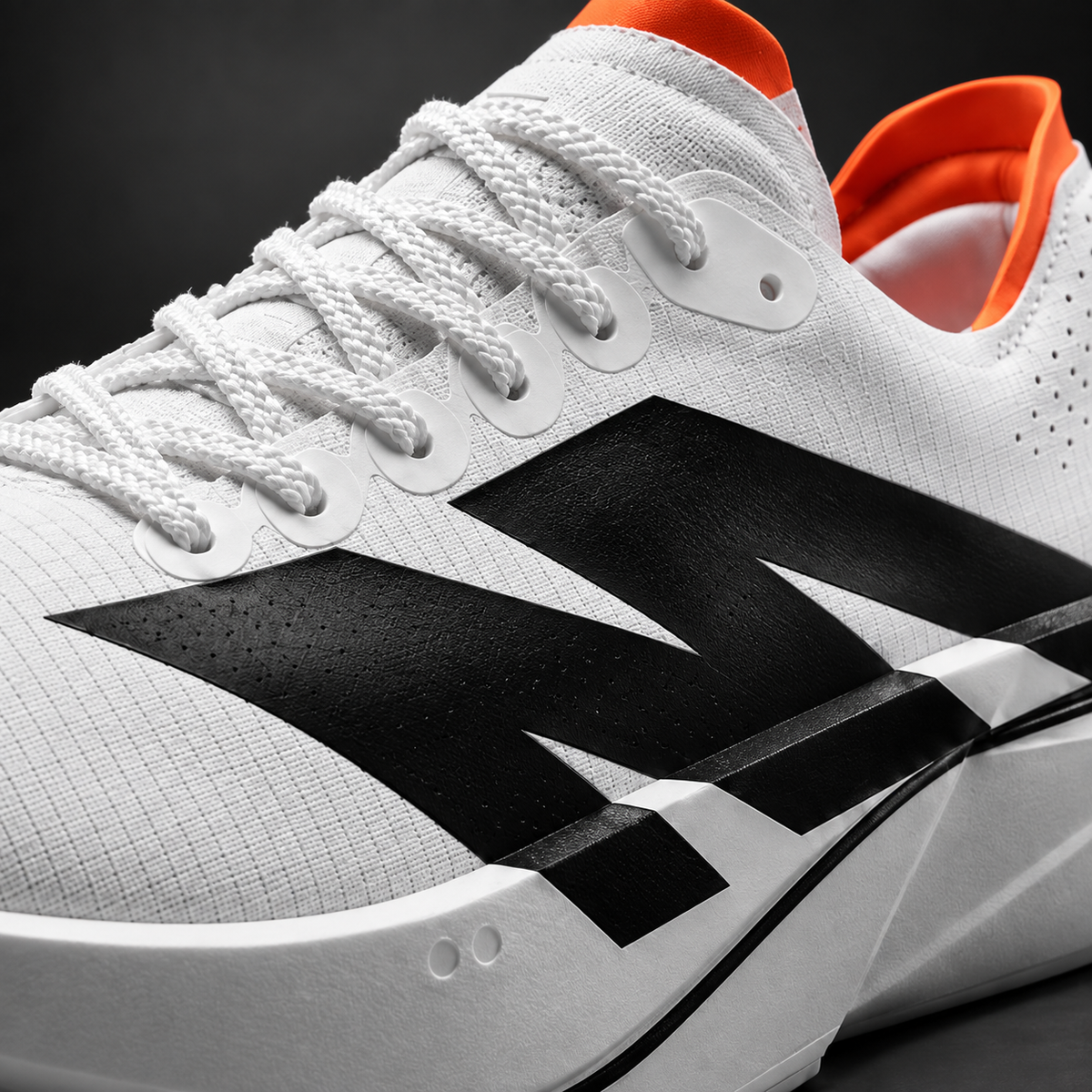 AURORO Core — White / Black, product detail